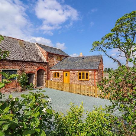 The Tractor Shed Villa Oswestry Ngoại thất bức ảnh