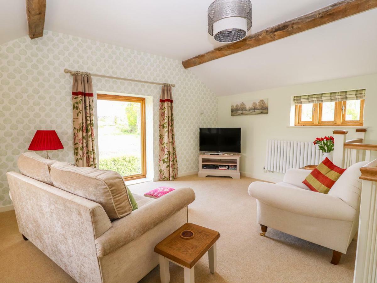 The Tractor Shed Villa Oswestry Ngoại thất bức ảnh