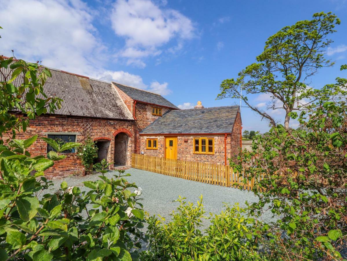 The Tractor Shed Villa Oswestry Ngoại thất bức ảnh
