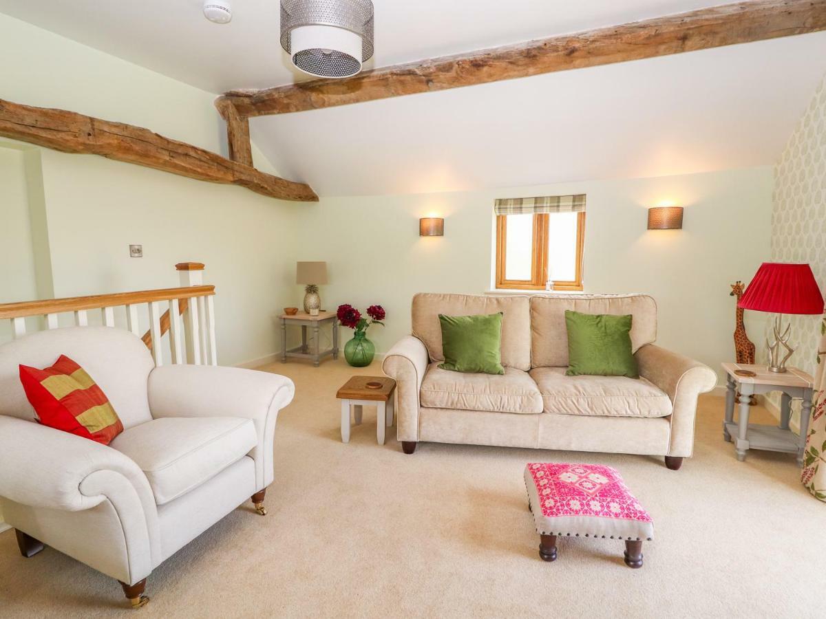 The Tractor Shed Villa Oswestry Ngoại thất bức ảnh